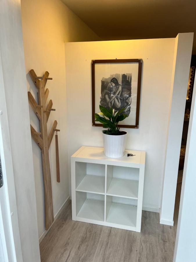 Leilighet Ved Sjoen Med Strand Apartment Пошгрун Екстериор снимка